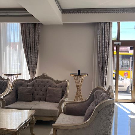 Regal Ballroom Caransebes Luaran gambar